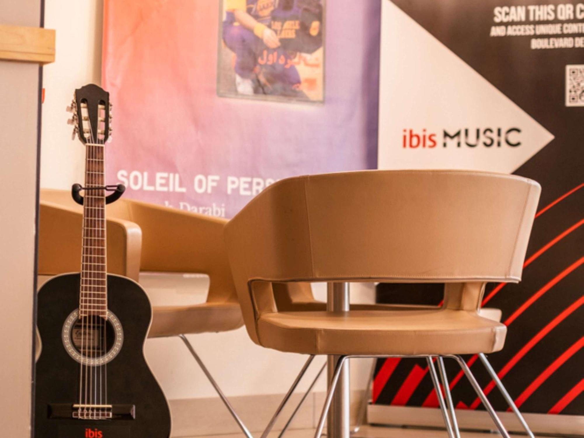 Hotel Ibis Guingamp Coeur De Bretagne Ploumagoar Esterno foto